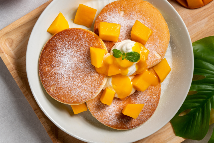 Mango pancakes