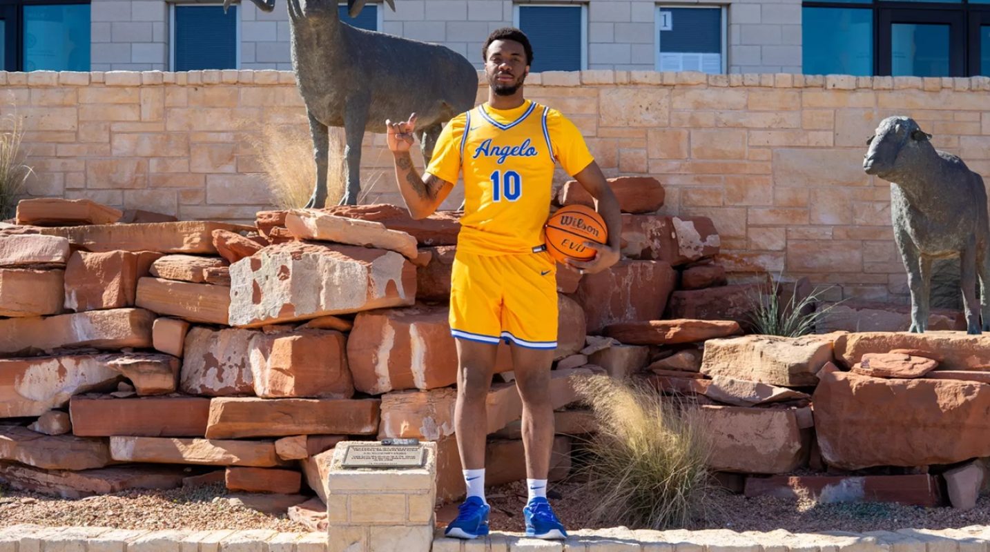 Jhordan Ryan has signed with Angelo State Rams